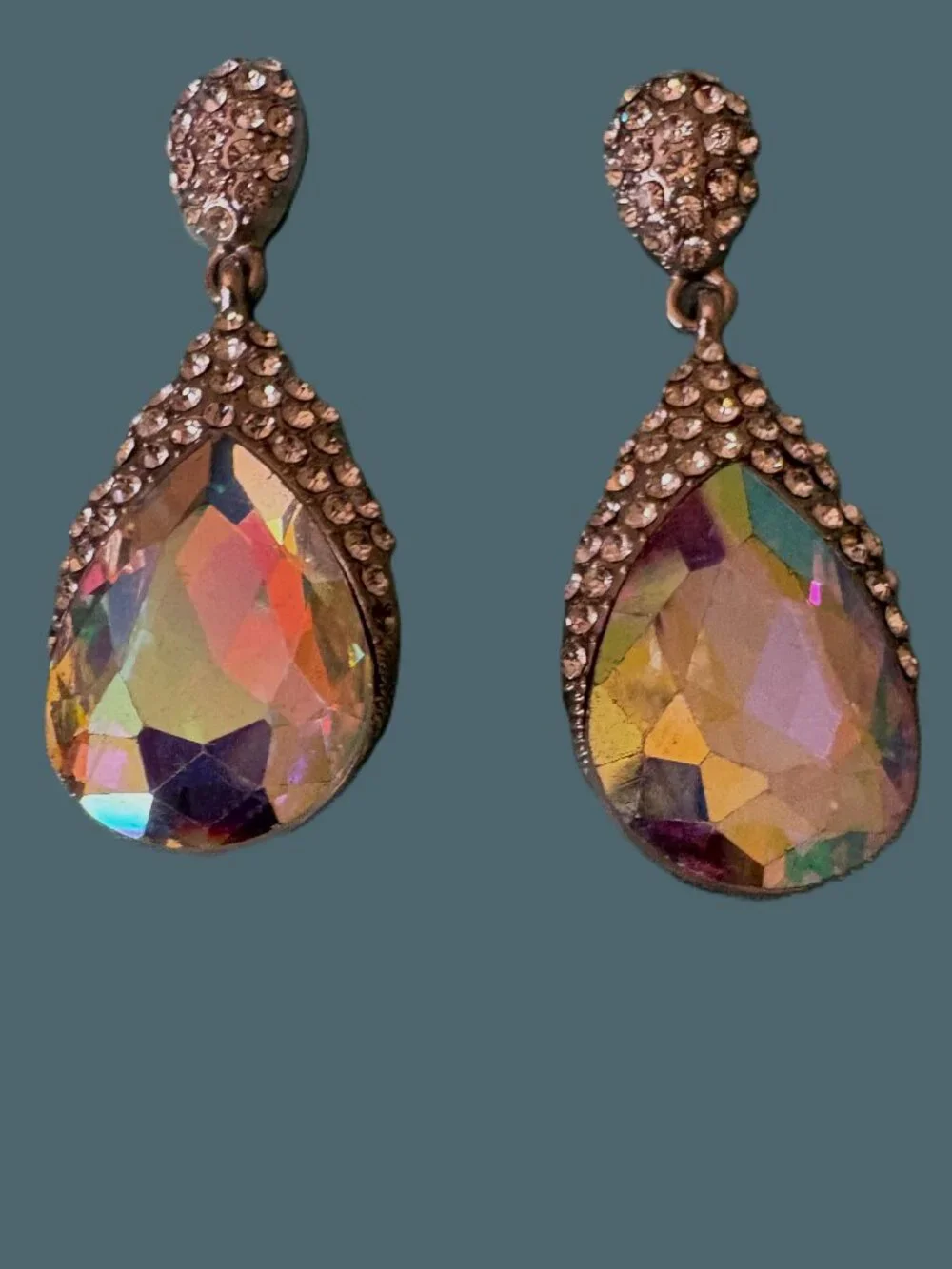 Iridescent Sundrop Rhinestone Earrings EUC